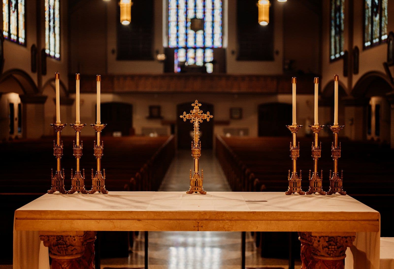 Clean Hands At The Altar